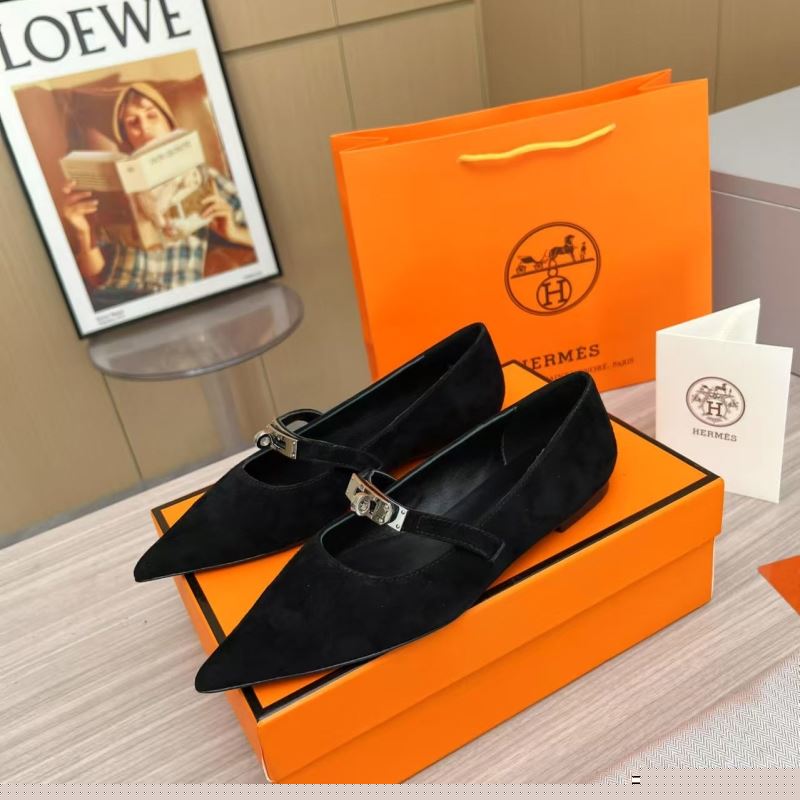 H**mes flat shoes